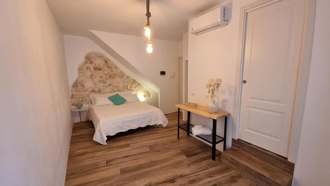 ホテル Casa Apula コンヴェルサーノ エクステリア 写真