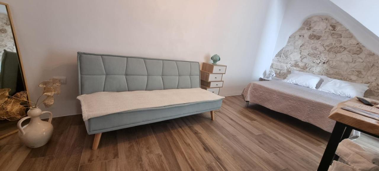 ホテル Casa Apula コンヴェルサーノ エクステリア 写真
